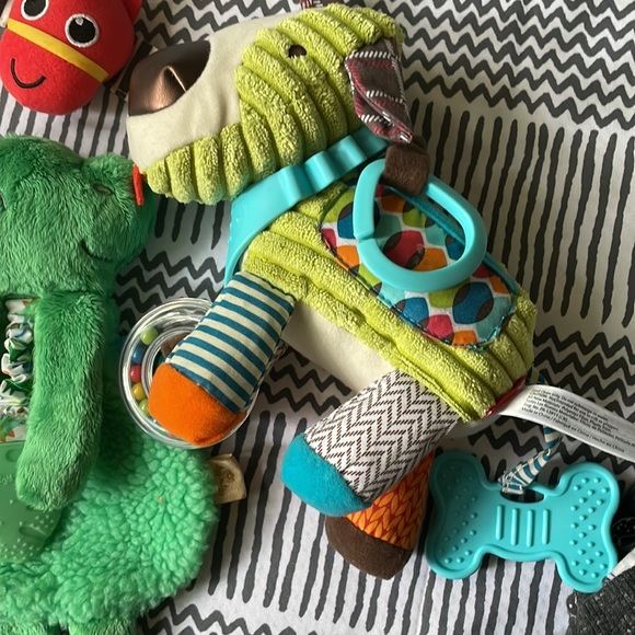 Baby soft toy bundle- giraffe, puppy, bunny, dinosaur, farm animals- 7 - Picture 7 of 7